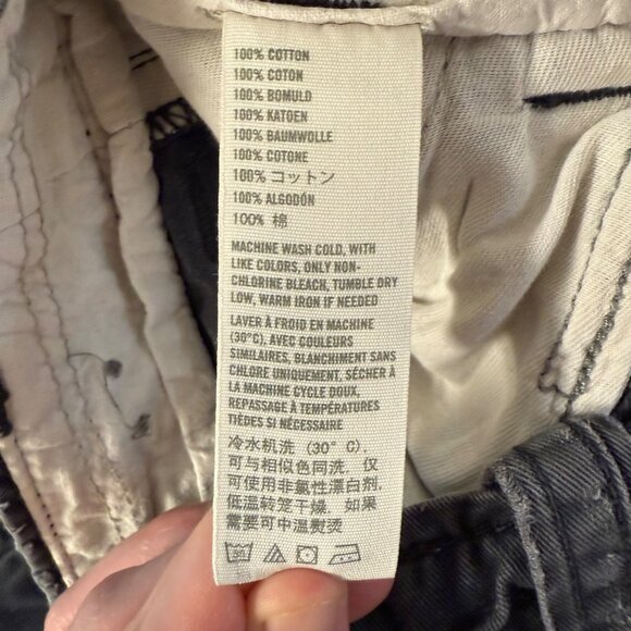 Hollister Mens Cargo Shorts Size 30 Charcoal Gray Grunge Outdoor Y2K Utility - Picture 8 of 9